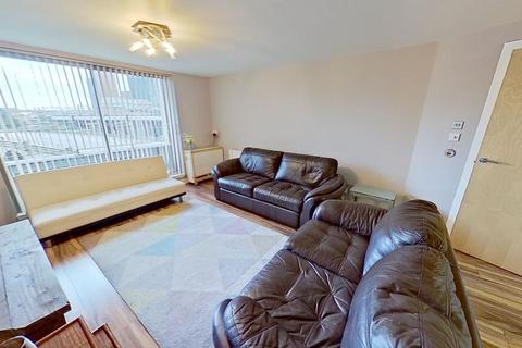 2 bedroom flat to rent, Clyde Street, City, GLASGOW, G1