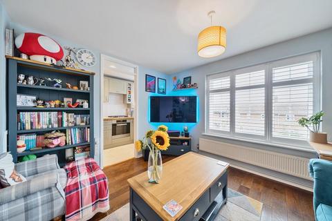 1 bedroom flat for sale, Surbiton,  Surrey,  KT5