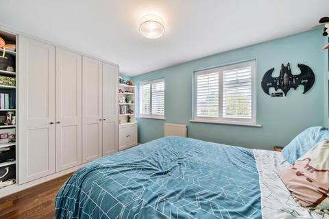 1 bedroom flat for sale, Surbiton,  Surrey,  KT5