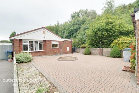 3 bedroom detached bungalow for sale, Tarvin Grove, Packmoor, ST6