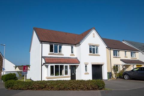 4 bedroom detached house for sale, Sea King Close, Bickington, Barnstaple