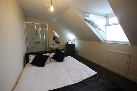 undefined, Room 6, Harley Street, Hull, HU2