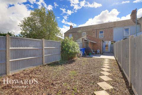 2 bedroom terraced house for sale, Clarkson Road, Lowestoft