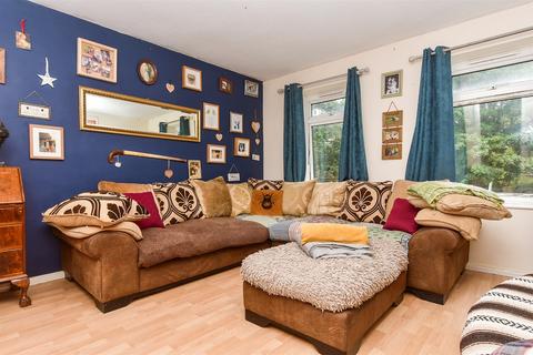 2 bedroom maisonette for sale, Campbell Close, Uckfield, East Sussex