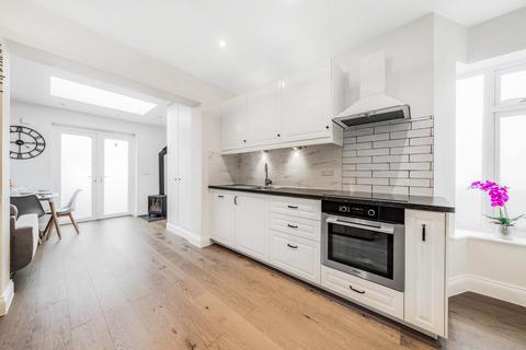 3 bedroom end of terrace house for sale, St Andrews Road, Acton