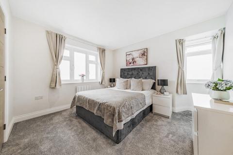 3 bedroom end of terrace house for sale, St Andrews Road, Acton