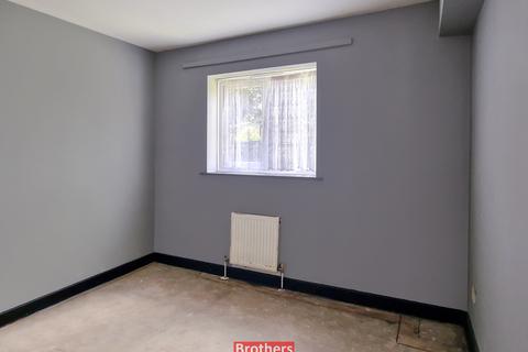 1 bedroom flat for sale, Lowden Road, Southall UB1