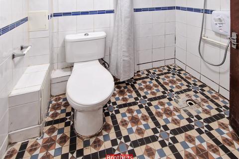 30 Lowden Road, Southall, UB1 1AX