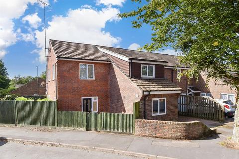 5 bedroom end of terrace house for sale, Cook Road, Horsham, West Sussex