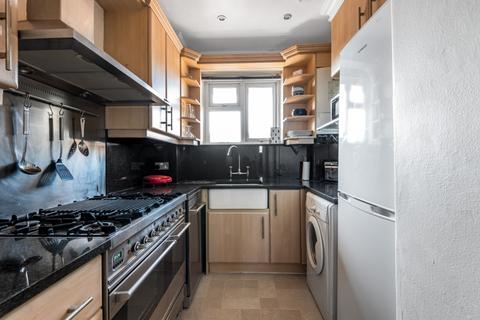 3 bedroom apartment to rent, Redcross Way London SE1