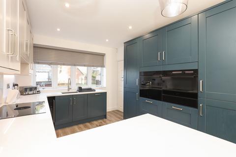 3 bedroom detached house for sale, Newbold Road, Chesterfield S41