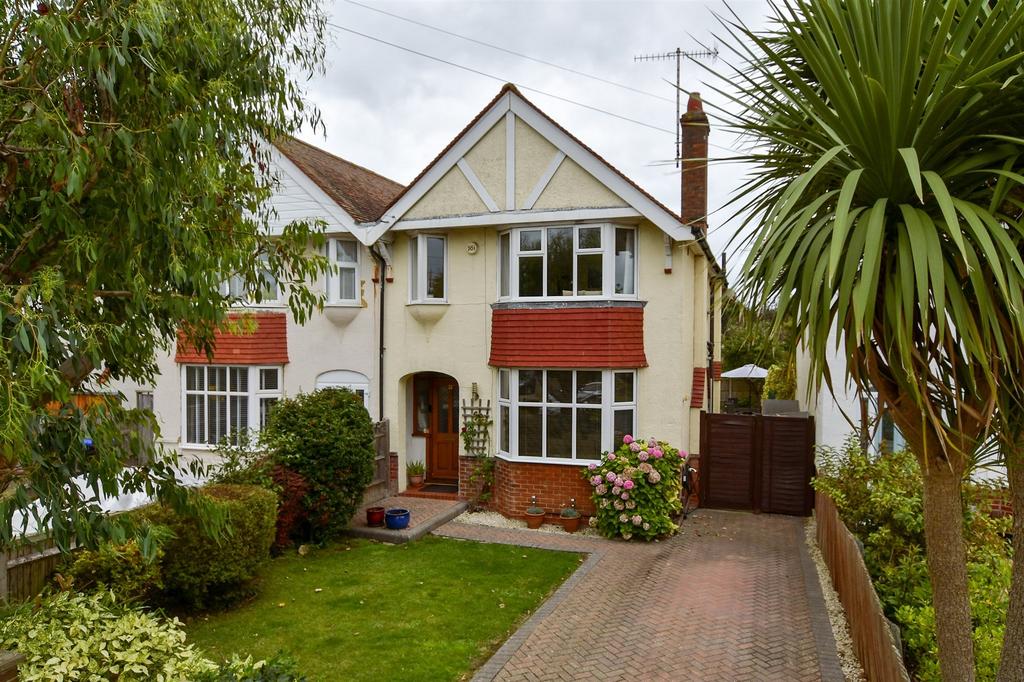 Gerald Road, Worthing, West Sussex 3 bed semidetached house for sale