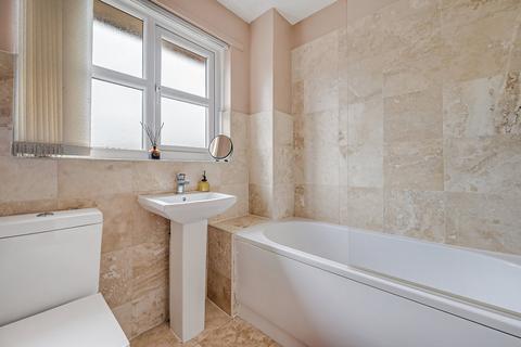 17 Hoskins Close, Manchester, M12 4JX