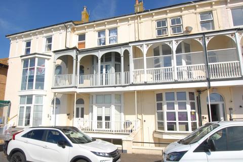 2 bedroom apartment for sale, Marine Parade, Hythe, CT21