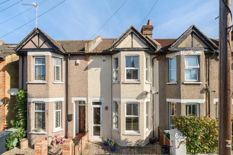 3 bedroom terraced house to rent, Canon Road, Bromley, BR1 2SN