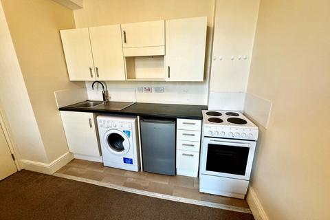 Studio to rent, Murton Street, Sunderland, SR1