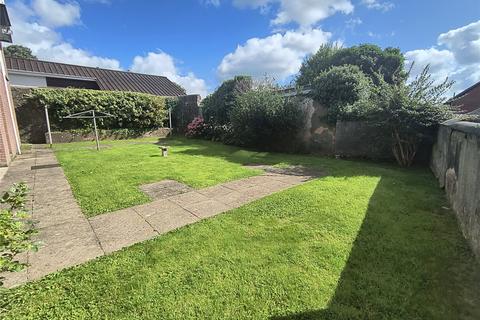 2 Alfred Place, South Molton, EX36 3BB