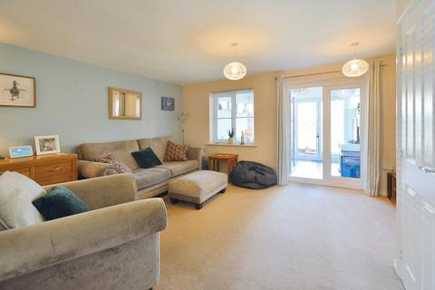 24 Chepstow Drive, Bourne, PE10 0RX