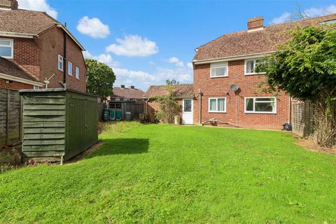 3 bedroom semi-detached house for sale, Meadow Road, Hailsham