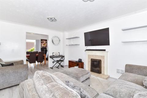 4 bedroom detached house for sale, Chequers Court, Strood, Rochester, Kent