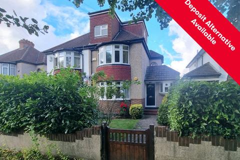 3 bedroom semi-detached house to rent, Cray Avenue, Orpington BR5