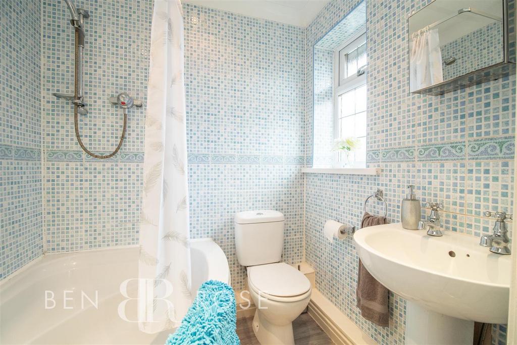 Master Ensuite