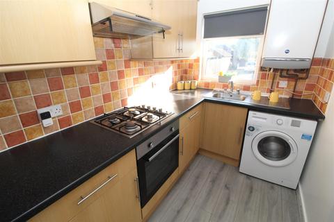 2 bedroom house to rent, Riversdale, Cardiff CF5