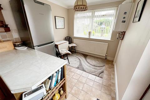 3 bedroom detached house for sale, Cromwell Road, Cleethorpes, N.E. Lincs, DN35 0AU