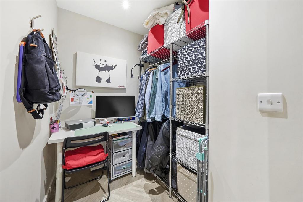 Flat 9, Banner House - cp4 K6 Iz QRUmqox Gp TWy2.jpg