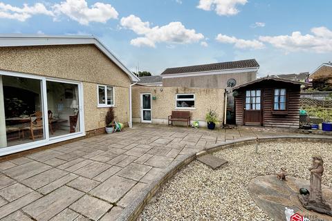 3 bedroom detached bungalow for sale, Heol Pen Y Coed, Neath, Neath Port Talbot. SA11 3SP