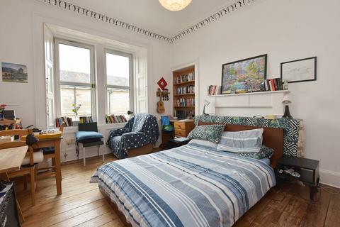 1 bedroom flat for sale, 2/5 Dudley Avenue South, Trinity, Edinburgh, EH6 4PJ