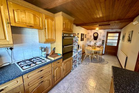 undefined, 40 Maesbrith, Dolgellau, LL40 1LF
