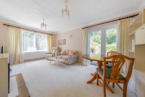 3 bedroom detached bungalow for sale, Carrick Close, Chippenham