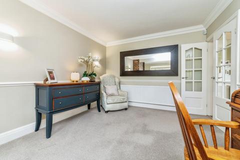 23 Briarfields Lane, Worrall, Sheffield, S35 0AA