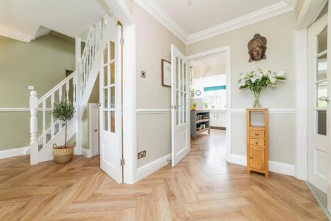 23 Briarfields Lane, Worrall, Sheffield, S35 0AA