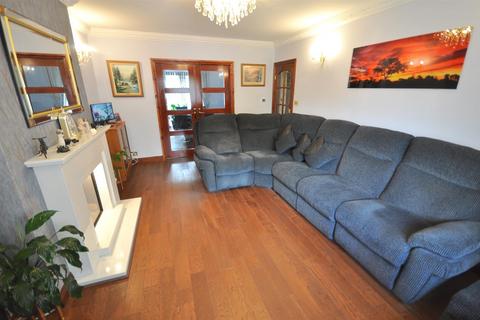 Flitcroft Brooke Street, Thorne, Doncaster, DN8 4AX