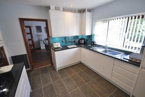 Flitcroft Brooke Street, Thorne, Doncaster, DN8 4AX