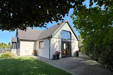 3 bedroom detached bungalow for sale, Howell Road, Drayton, Norwich