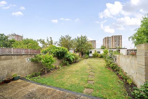 3 bedroom terraced house for sale, Bensham Manor Road, Thornton Heath