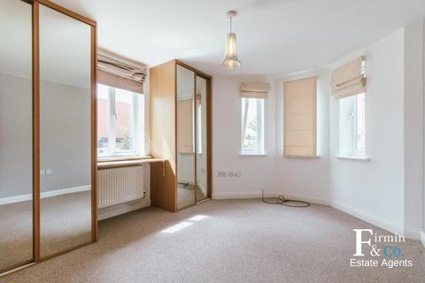 2 bedroom flat to rent, Clayburn Road, Peterborough PE7