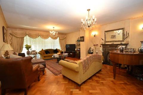 3 bedroom detached house for sale, Beech Avenue, Whetstone, London, N20