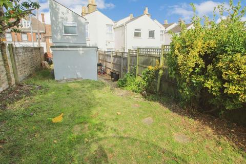 2 bedroom terraced house for sale, Wincheap, Canterbury