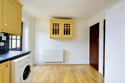 2 bedroom townhouse for sale, Kingfisher Close, Beeston, Nottingham