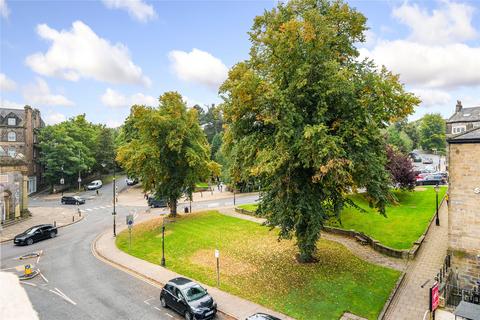 4 bedroom terraced house for sale, Swan Road, Harrogate, North Yorkshire, HG1