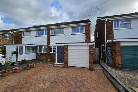 14 Lammas Close, Solihull, B92 8PA