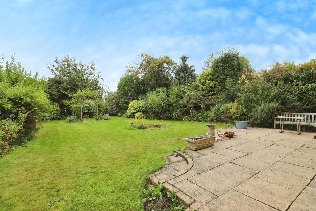 Wetherby Road, York 4 bed detached house for sale £525,000