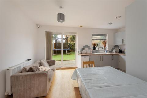 3 bedroom semi-detached house for sale, Olympia Way, Whitstable