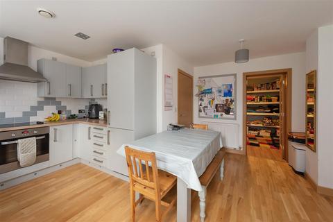 3 bedroom semi-detached house for sale, Olympia Way, Whitstable