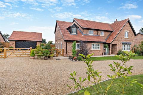 4 bedroom detached house for sale, Hawthorn Drive, East Harling, Norwich, Norfolk, NR16