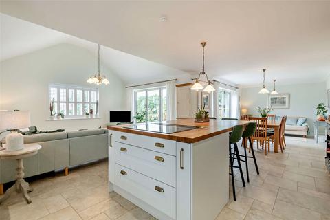 4 bedroom detached house for sale, Hawthorn Drive, East Harling, Norwich, Norfolk, NR16